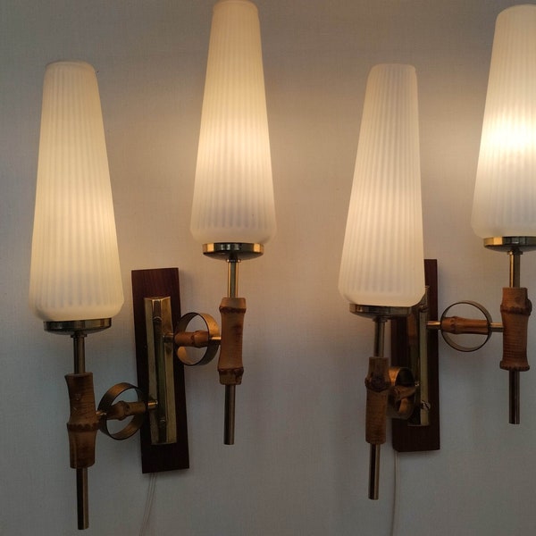 Pair of lamps / wall lights / vintage sconces, Murano glass / brass / wood / bamboo, Italian production from the 1950s, Stilnovo style