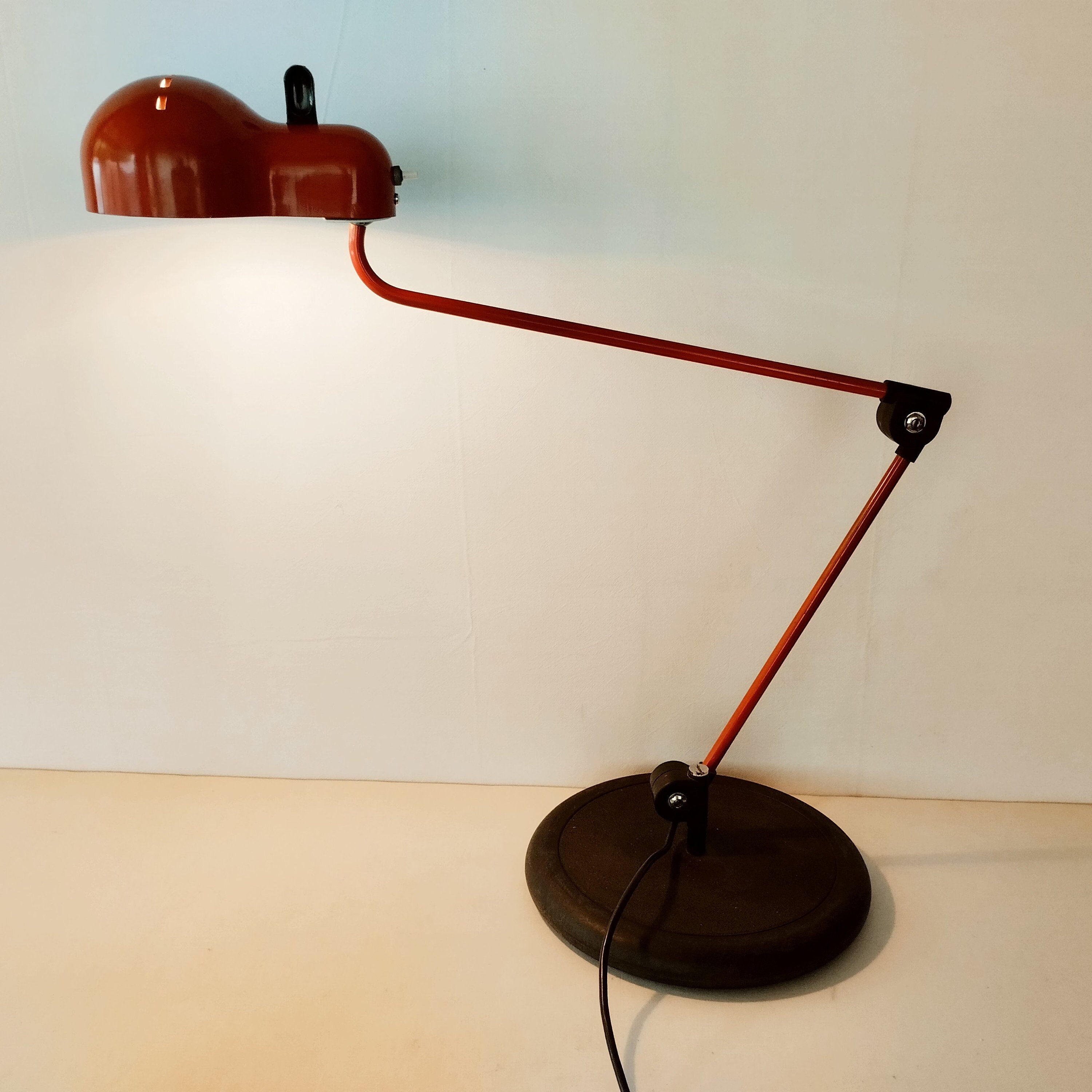 Lampada da tavolo Arrival LED di Artemide - nero