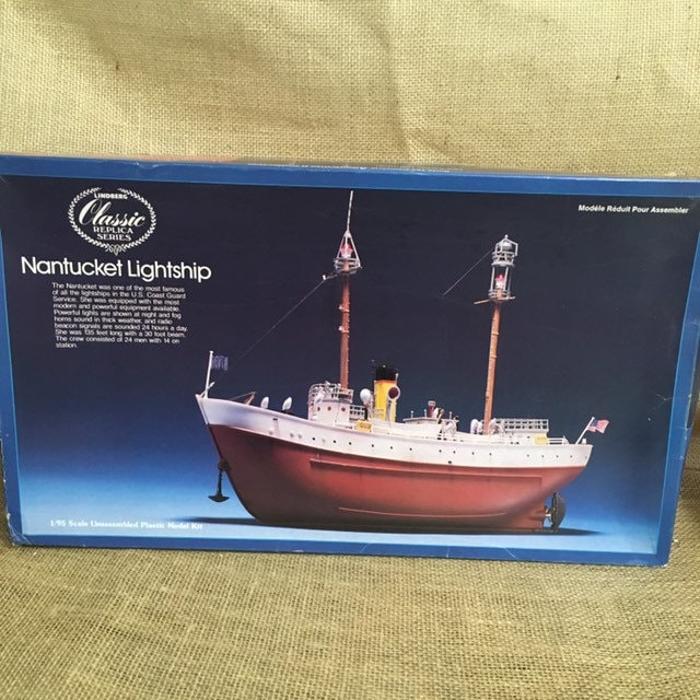 Lindberg Classic Nantucket Lightship Model Kit 717 1/95 Scale 