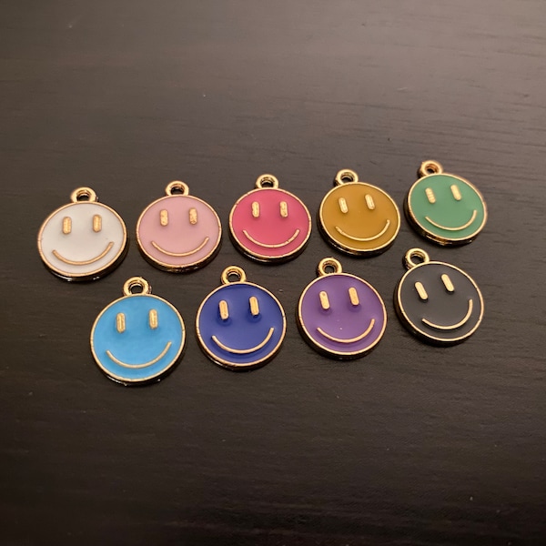 Smiley Face Charm, Charms and Pendants, Smiley Face Pendant, Smile Charm, Emoji Charm, Happy Charm, Smile Charm, Wholesale