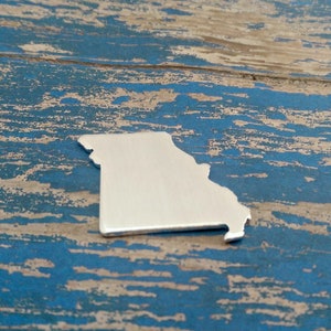 1 1/4&quot; Missouri Stamping Blank, Raw Aluminum Blanks, Missouri Blanks, State Blanks, Hand Punched Blanks, Wholesale Blanks Qty 5-100