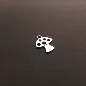 Mushroom Charm, Charms and Pendants, Mushroom Pendant, Plant Pendant, Nature Charm, Wholesale