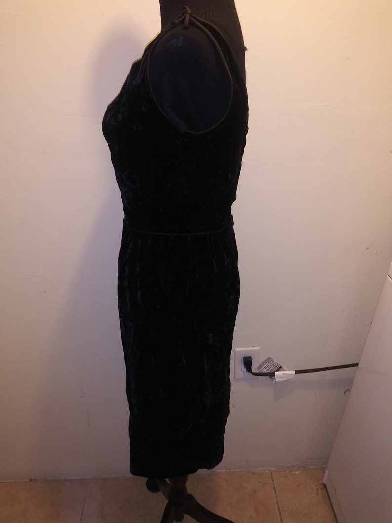 black velvet dress by Another Ann Barry Jr Size Medium vintage 1960/'s