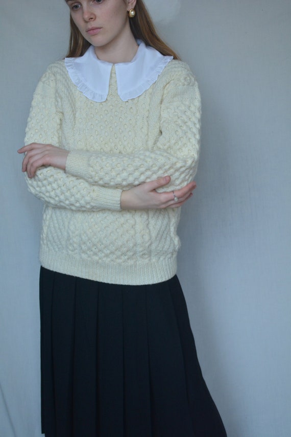 Vintage Ivory Hand Knited Sweater l Retro Warm Bei