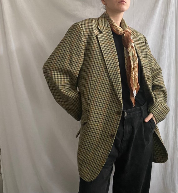 True vintage wool Burberrys checked classic blazer