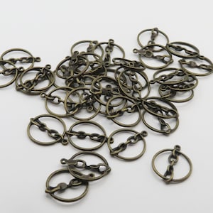 20 Bronze round link ring charms, Antique bronze charms