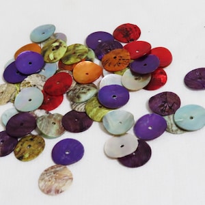 50+ Mother of pearl flat round discs with central hole 17 - 18 mm, Colorful shell beads.