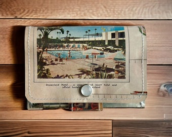 1961 Disneyland Pocket Wallet - 3 card slots