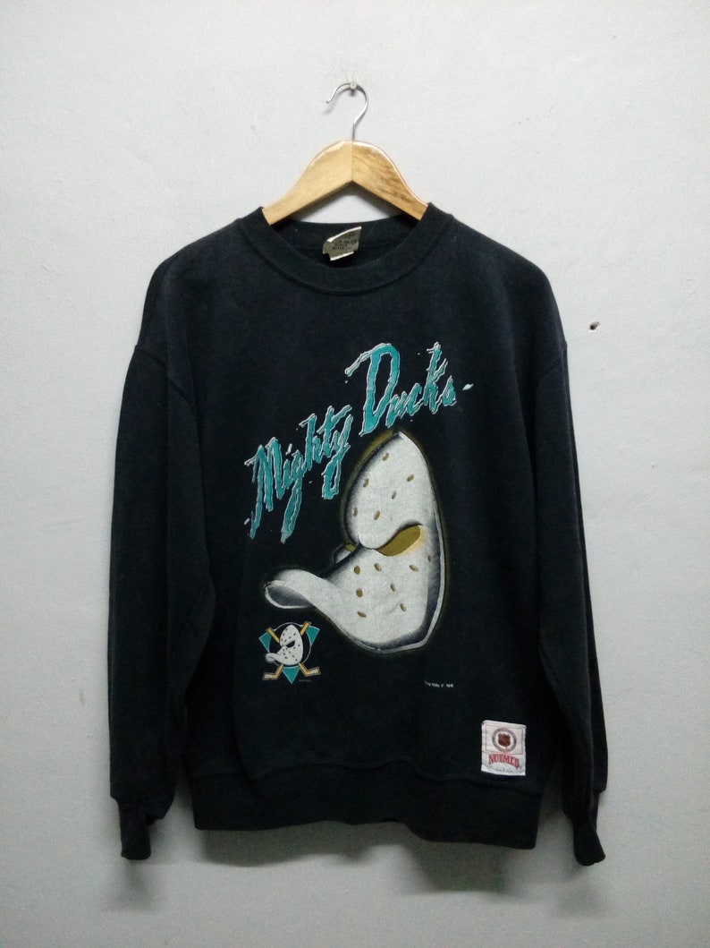 FREE SHIPPING!!!Vintage 90/'s Mighty Duck Big Logo Sweatshirt Medium Size