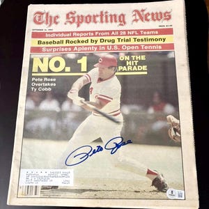 1985 Sporting News Pete Rose signed Autographed Cincinnati Reds Beckett Authentication