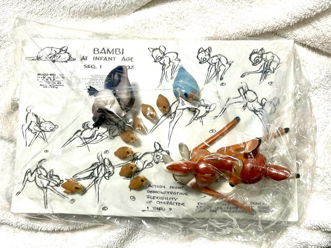 爆買い 英語 1942 Bambi Edition Limited Disney Walt 60th Porcelain Year その他