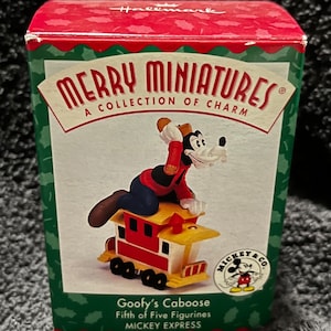 Hallmark Merry Miniatures Disney Goofy Train 1998 New in Box