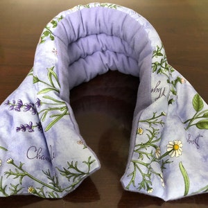 Lavender Neck Wrap, Lavender and Flaxseed Filled, Aromatherapy Neck Wrap for Hot and Cold Therapy with All Natural Lavender Filling