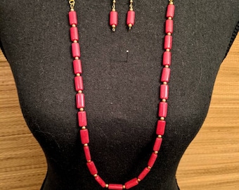 Ruby Jade Necklace and Earrings Set