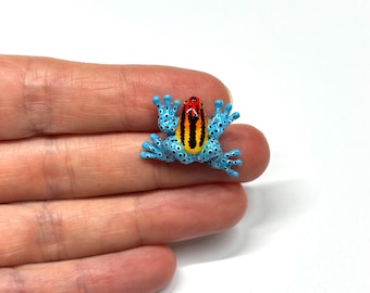 Colorful frog pin, cute blue frog brooch, cute animal  backpack pin