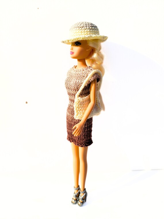 Tenue Pour Poupée Barbie - Ensemble De Vêtements Mattel - Occasion