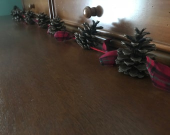 Red Plaid Ribbon and Pine Cone Garland