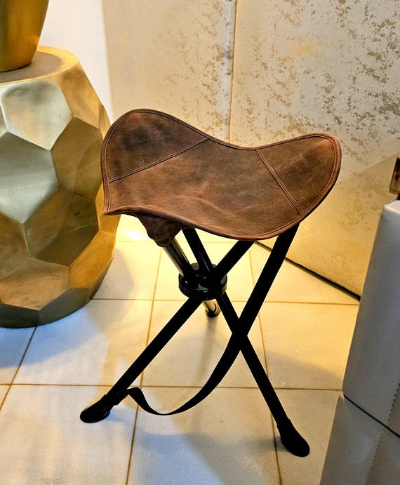 Leather Tripod Camping Stool - Durable Portable stool chair Seat for Bushcraft & Outdoor Adventures - With legs load capacity of 110 kg