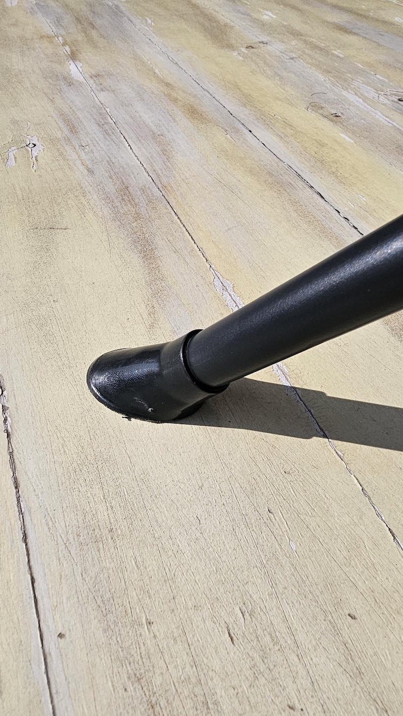Läderstativ campingpall - Slitstark bärbar pallstol sits för bushcraft och utomhusäventyr - Med ben lastkapacitet på 110 kg bild 5