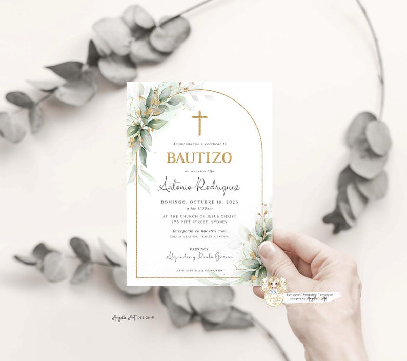 K&ouml;nnte beinhalten: Eine gr&uuml;ne und goldene Taufeinladung mit einem Kreuz und einem floralen Design. Die Einladung lautet "Bautizo" und "Antonio Rodrigues". Das Datum ist der 18. Oktober 2026. Der Ort ist The Church of Jesus Christ, 275 Pitt Street, Sydney.