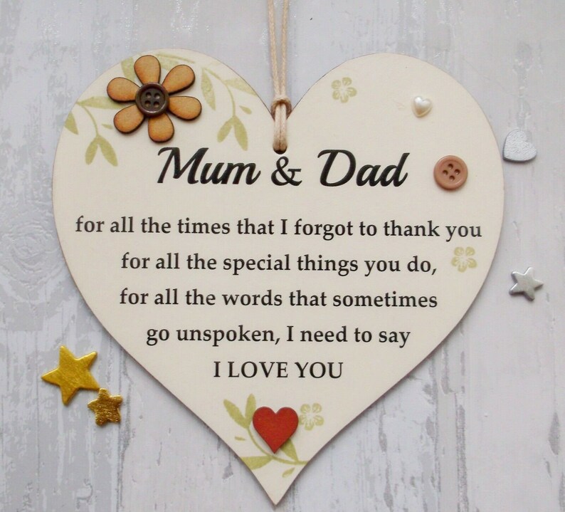 Mamá y papá Gracias placa de corazón colgante de madera