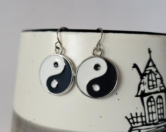 CLEARANCE Hypoallergenic Stainless Steel Dangle Yin Yang Earrings