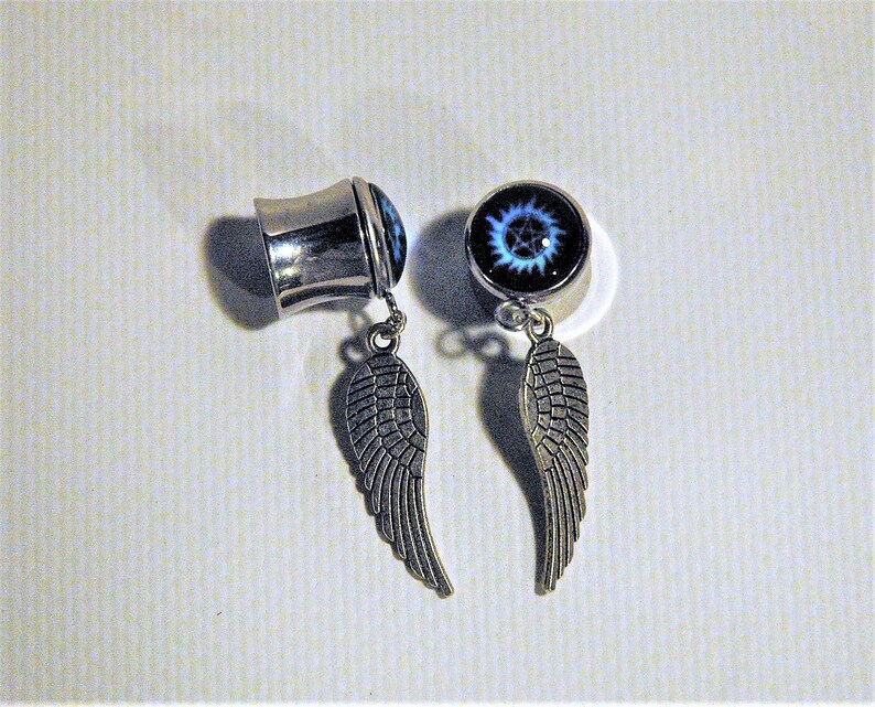 12mm 12 Surgical Steel Ear Plugs Glass Domed Supernatural with Wings