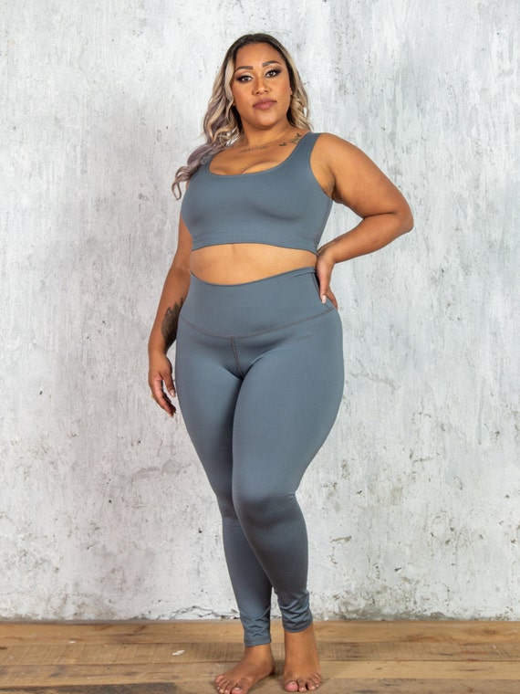 Curvy 2-piece Workout Outfit Fitness Outfit Athletic Apparel Sports Bra and  Leggings Plus-size Apparel Workout Wear Activewear -  Singapore
