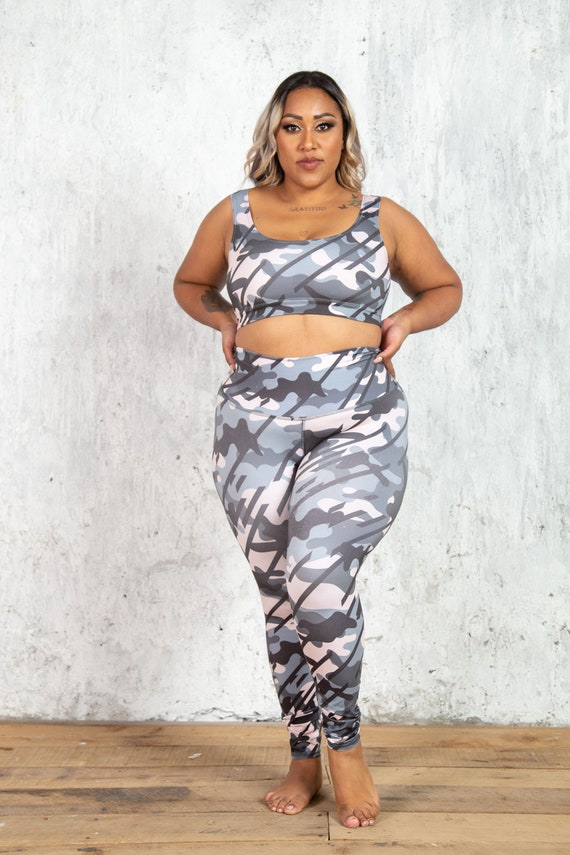 Curvy 2-piece Workout Outfit Fitness Outfit Athletic Apparel Sports Bra and  Leggings Plus-size Apparel Workout Wear Activewear -  Hong Kong