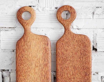 Palm Wood cutting board with handle