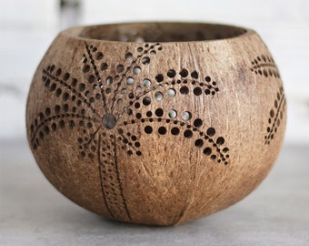 Coconut Candle Holder I Coconut Tealight Holder (Palm)