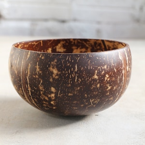 Smooth Coconut Bowl (medium)