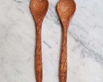 Salad cutlery made of coconut wood