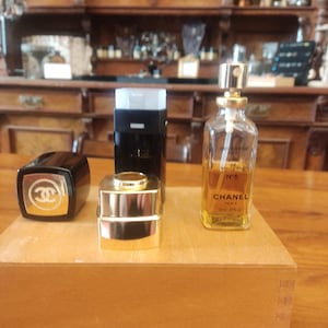 Chanel No 5 Vintage 70s Atomiser. edt Original 1921 Formula.