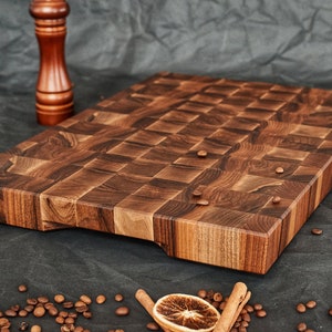 Personalized Walnut End Grain Cutting Board Butcher Block Cutting Board with Juice Groove