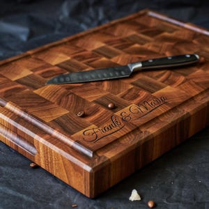 Personalized Walnut End Grain Cutting Board Butcher Block Cutting Board with Juice Groove