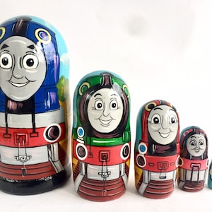Паровозик Томас - Матрешка, 5.1&quot;, 13 см, 5 шт Украинская деревянная укладка матрешка, Детский подарок Сделано в Украине