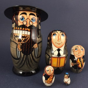 Muñecas anidadas Еврейская Семья Еврей сМенорой 5" 12.5см 5шт Judíos apilables hechos a mano Деревянная Матрешка