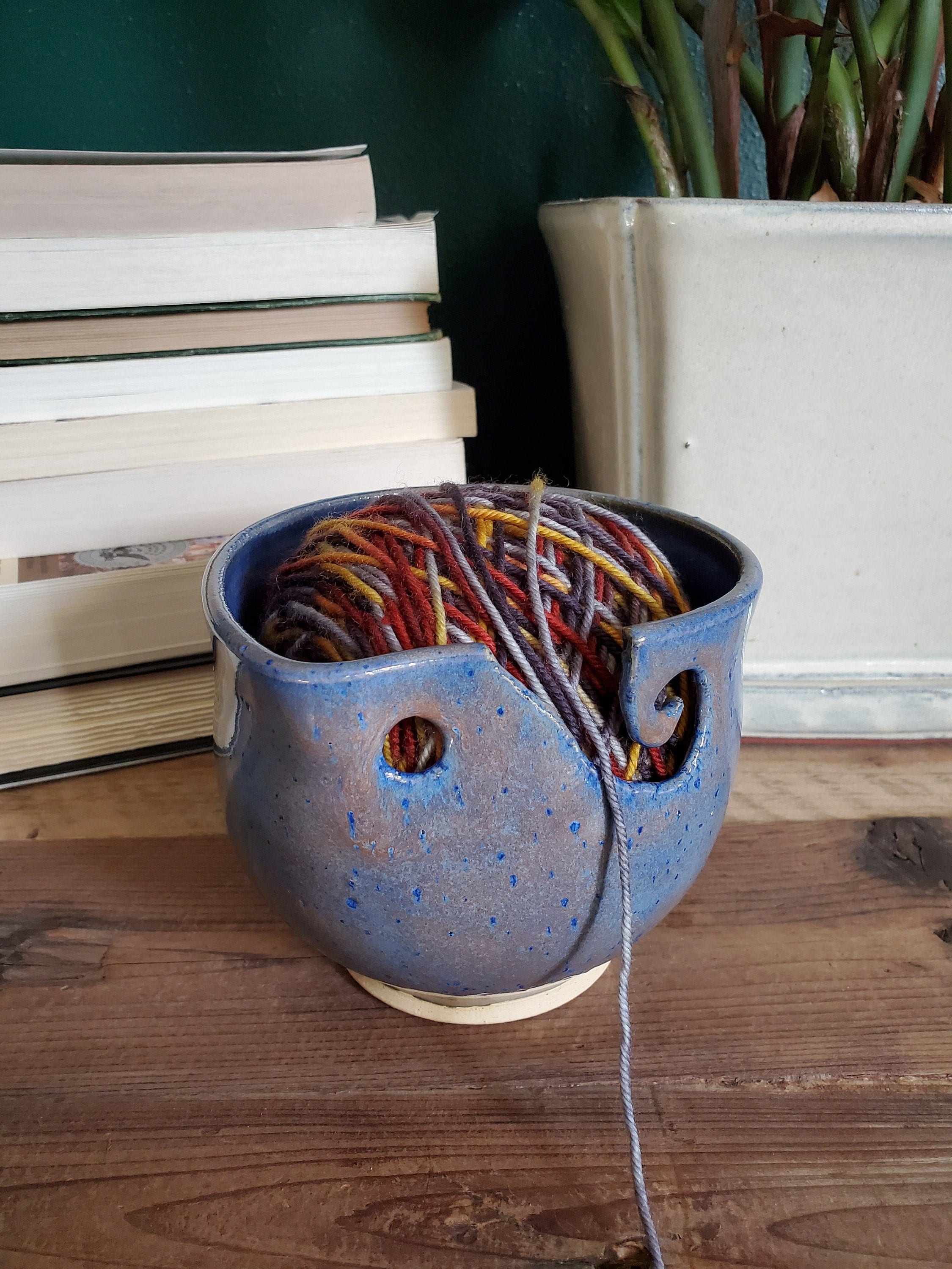 Small Yarn Bowl Ceramic Knitting Bowl Pottery Yarn Holder Etsy