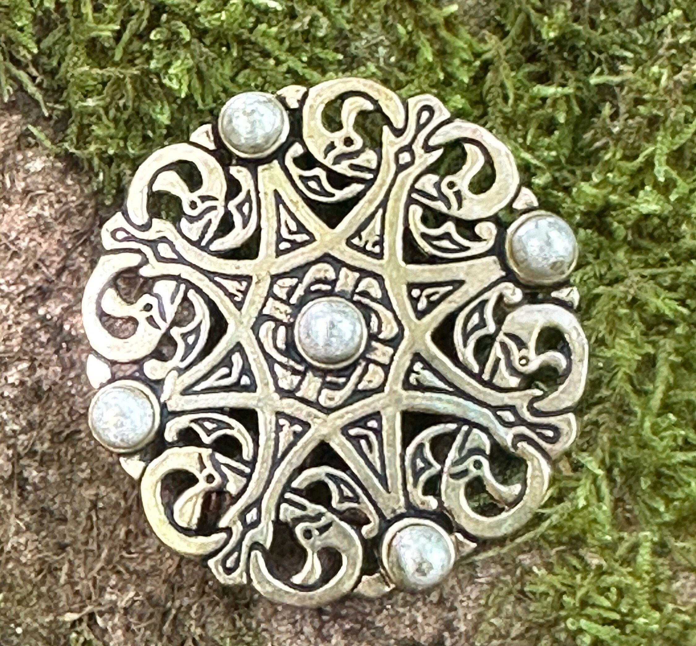 Disc brooch sale