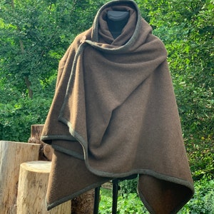 Manteau rectangulaire en *LAINE VIERGE NON TEINTE*, vêtement médiéval, vêtement viking, reconstitution, GN