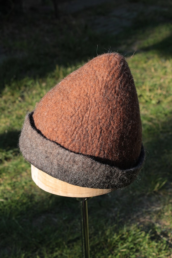 Custom Made Early Medieval Felt Hat Frühmittelalterlicher