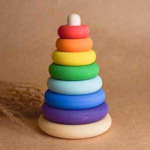 Wooden Ring Stacker Toy Rainbow Montessori Materials Learning Educational Toy for Toddlers First Birthday Handmade Gift for Girls and Boys