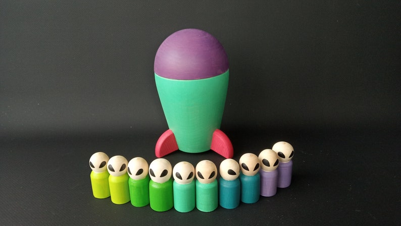Wooden Rocket toy /& Alien peg dolls set Pretend Play Space Peg Doll Sensory Toys Wooden Space Toy Montessori Toys Imagination in space