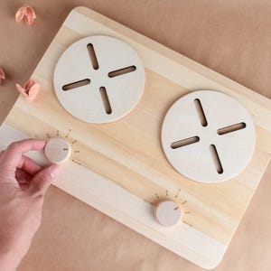 Jeu de réchaud en bois pour cuisiner la vaisselle Vaisselle Accessoires de cuisine Jouet d'apprentissage Montessori Cadeaux d'anniversaire pour tout-petits, filles et garçons
