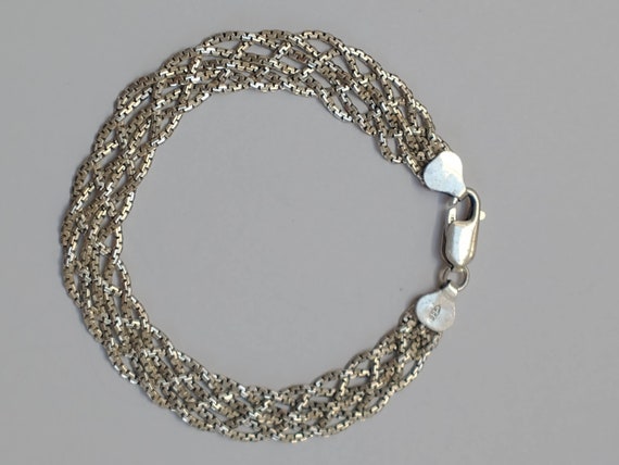 GHA Swedish Zirconia 925 Silver Necklace Pendant.