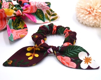 Rifle Paper Co. Retro Knoten Haargummi, Burgund Blumen