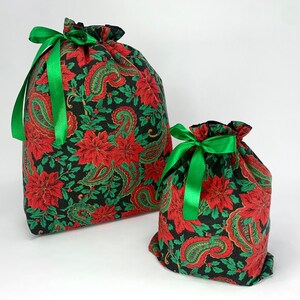 Eco Fox Medium Gift Bag With Retro Green Tissue Paper, 1 Gift Bag