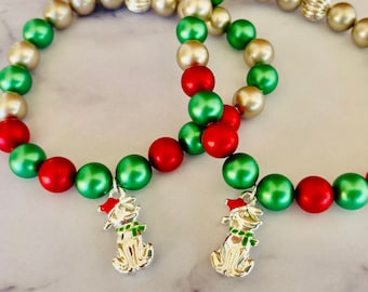Christmas bracelet with Santa dog charm, Swarovski pearl bracelet for dog lovers, Holiday dog charm bracelet