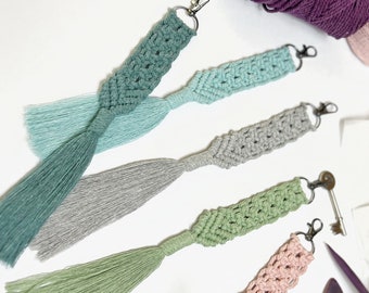 Beginners Macrame Keychain DIY Kit - Coloured Cotton